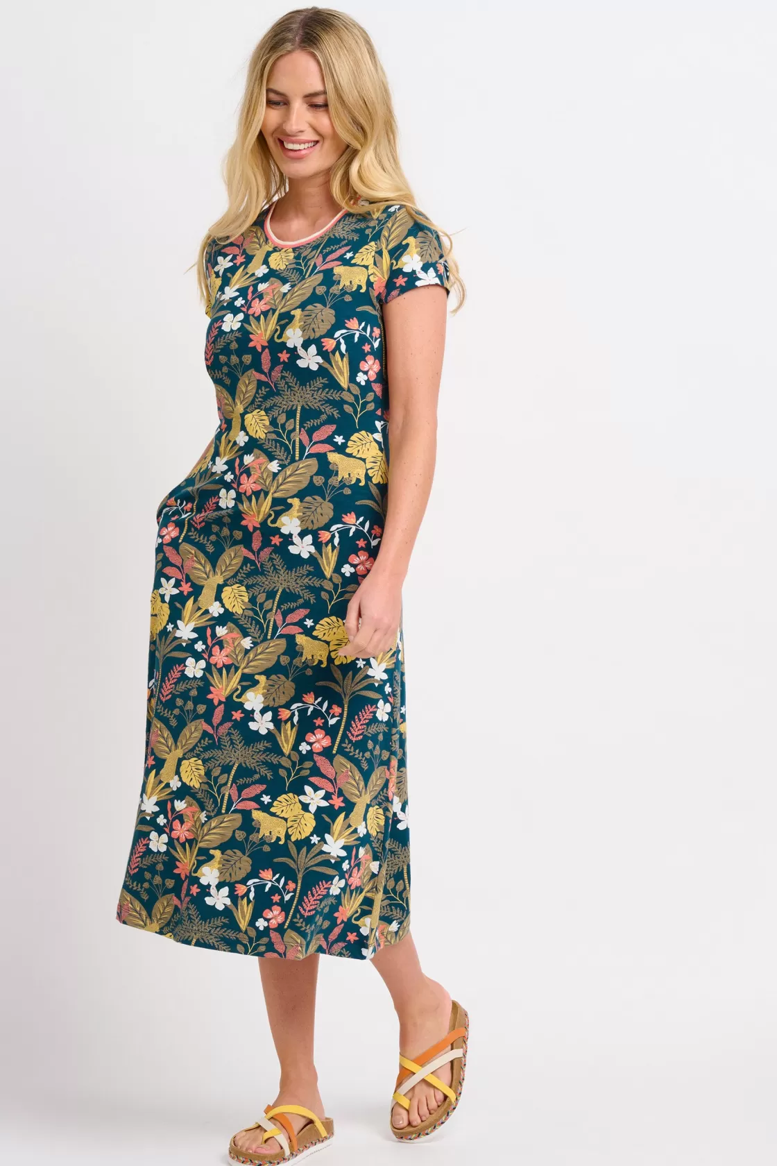 Dresses>Brakeburn Botanical Jungle Midi Dress Green