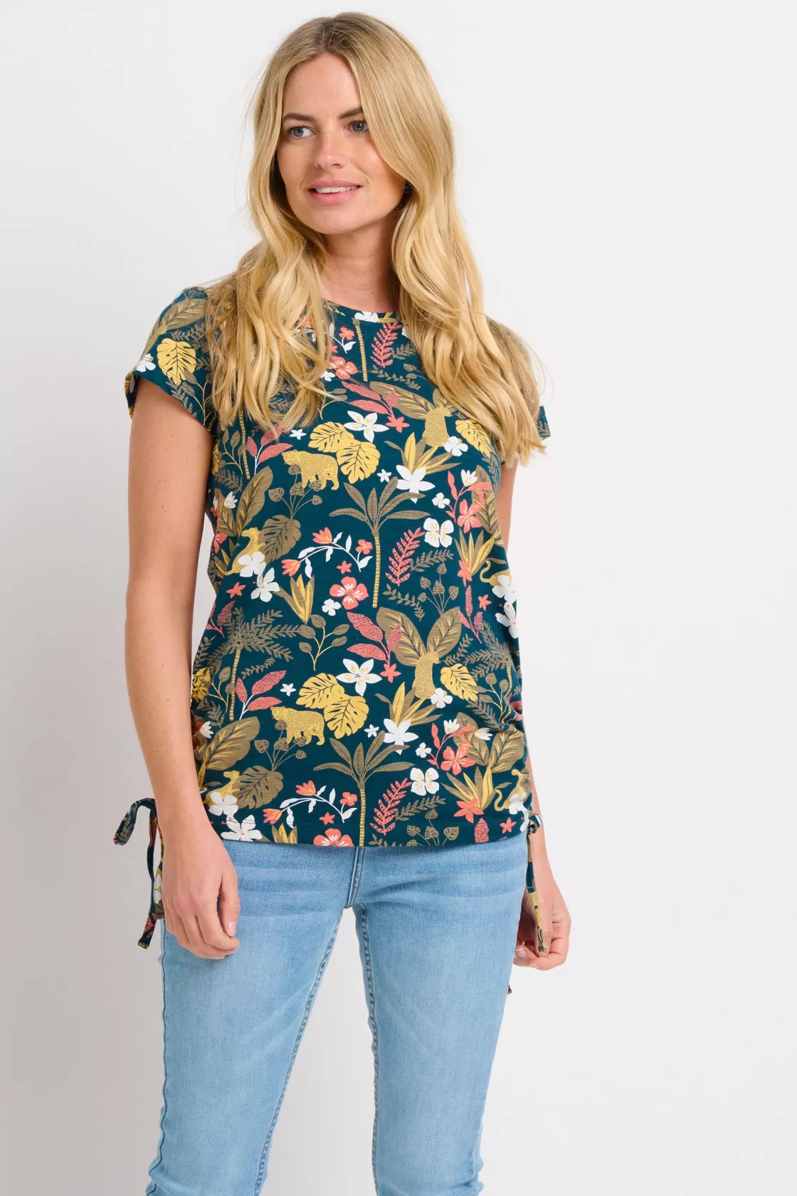 Tops, T-Shirts And Vests>Brakeburn Botanical Jungle Tee Green