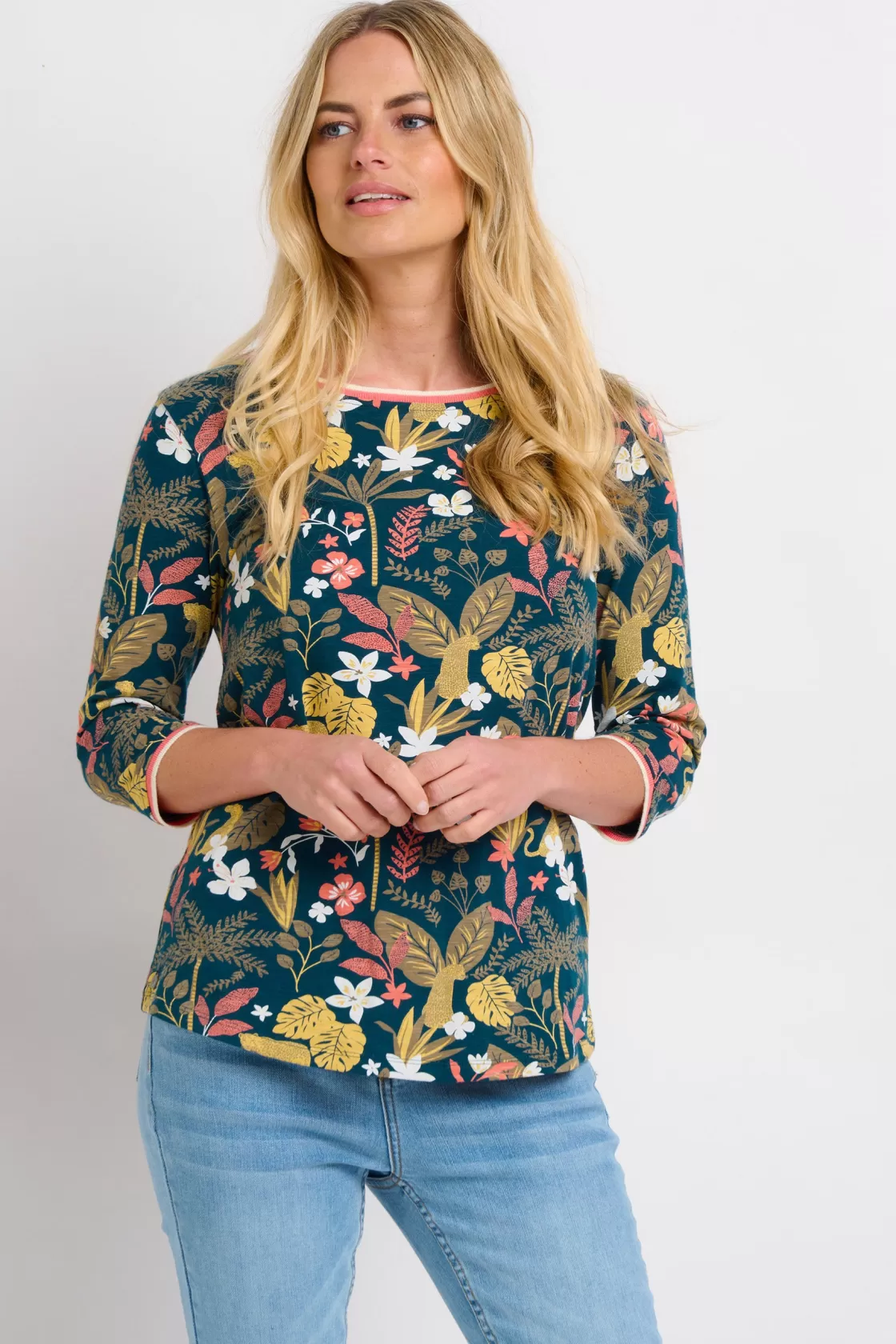 Tops, T-Shirts And Vests>Brakeburn Botanical Jungle Three Quarter Tee Green