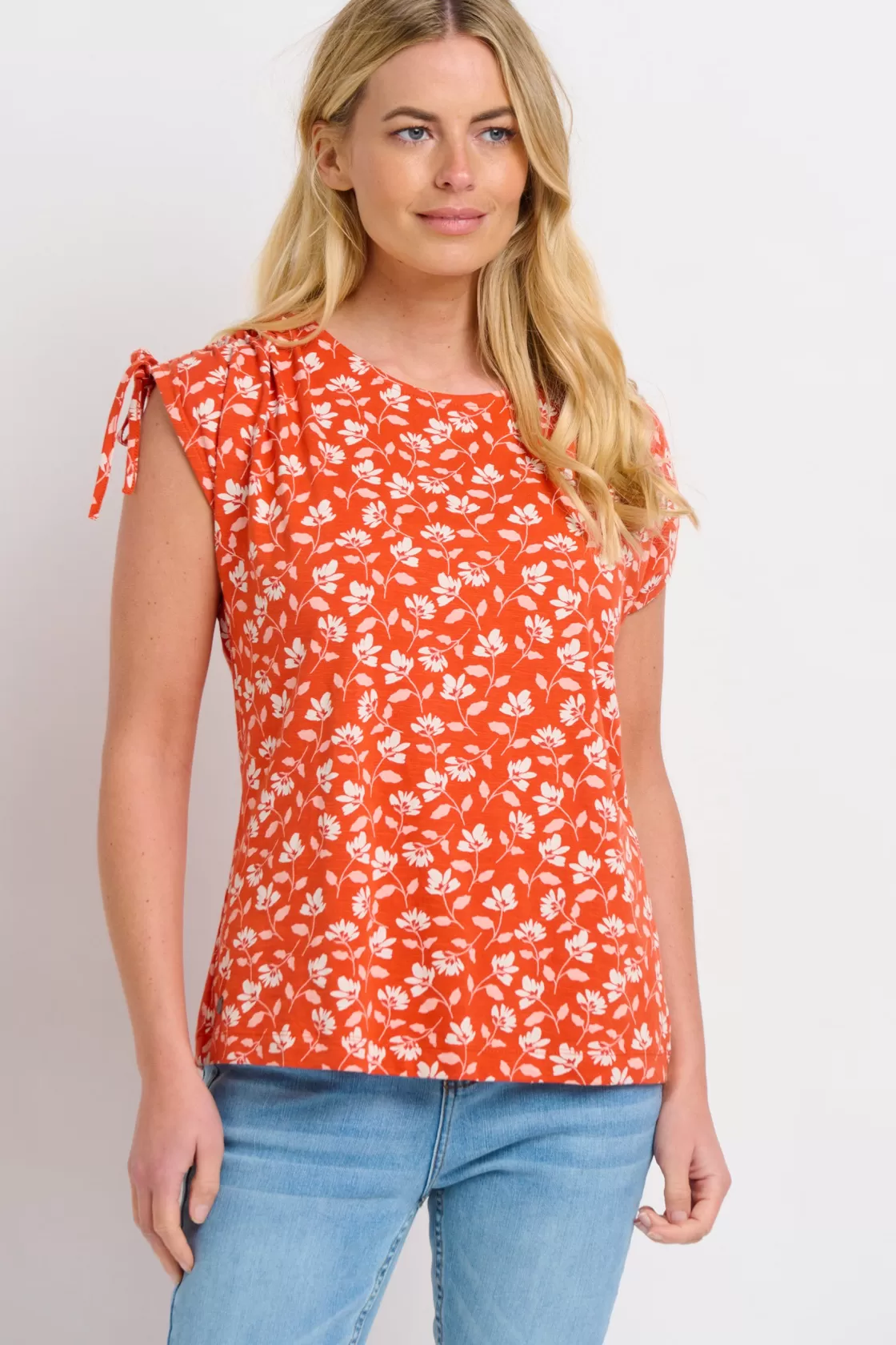 Tops, T-Shirts And Vests>Brakeburn Floating Floral Tee Coral