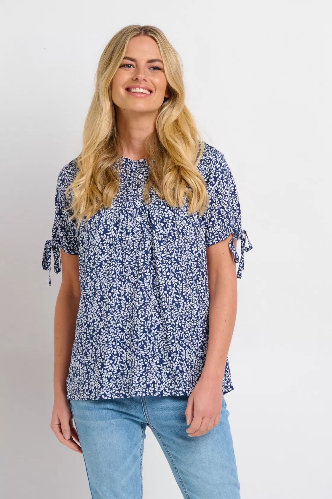 Shirts And Blouses>Brakeburn Floral Trail Pintuck Blouse Navy