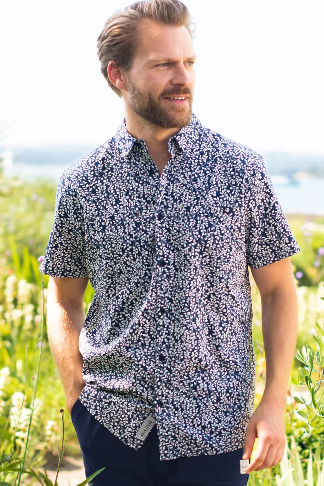 Shirts>Brakeburn Floral Trail Shirt Navy