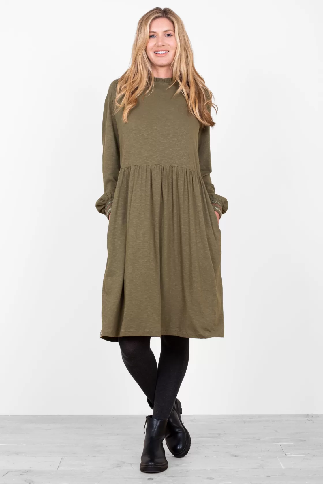 Dresses>Brakeburn Kinsley Jersey Dress Khaki