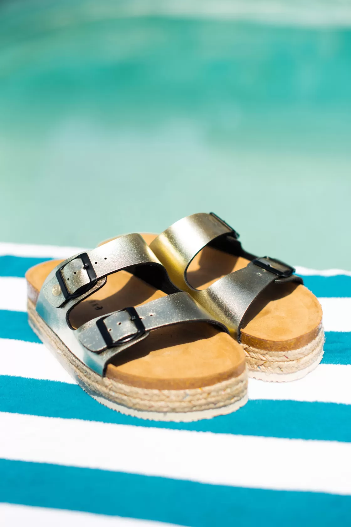 Sandals>Brakeburn Metallic Flatform Sandals Gold