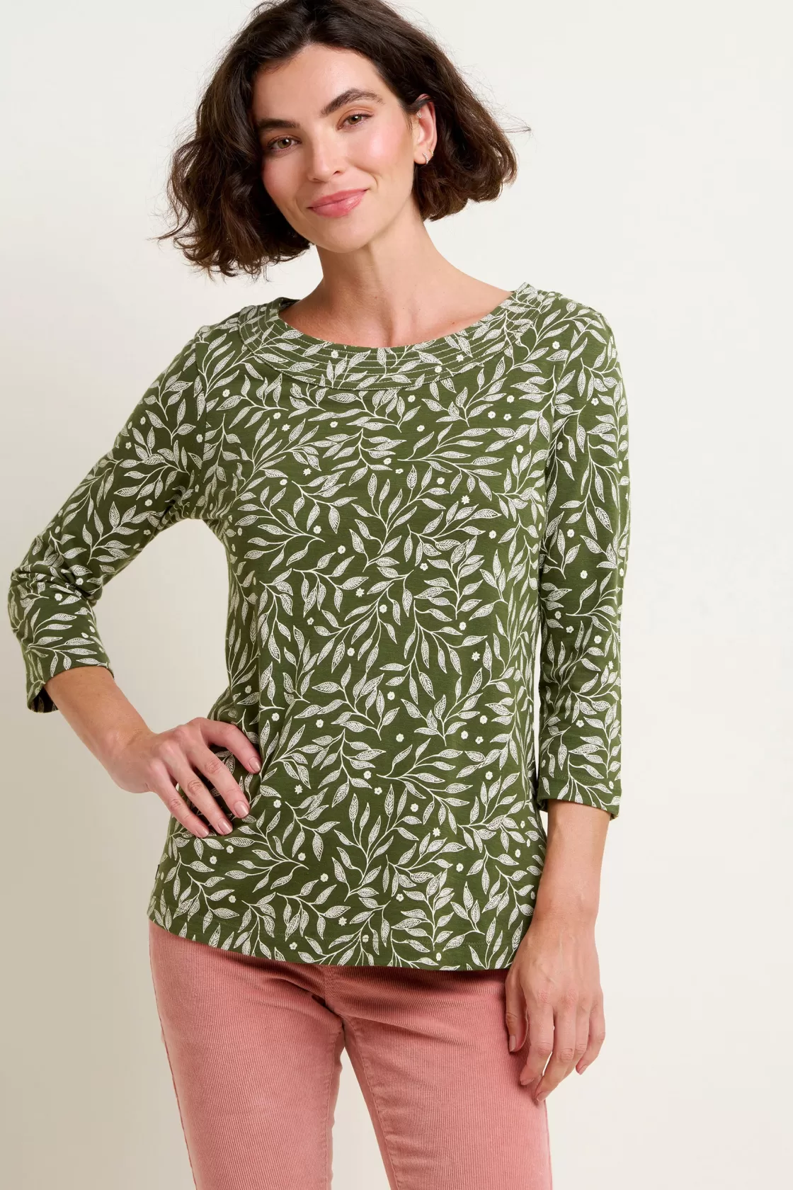 Tops, T-Shirts And Vests>Brakeburn Orchard Leaf 3 Quarter Tee Green