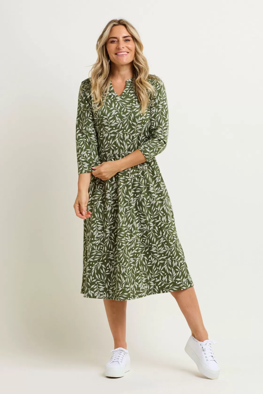 Dresses>Brakeburn Orchard Leaf Midi Dress Green