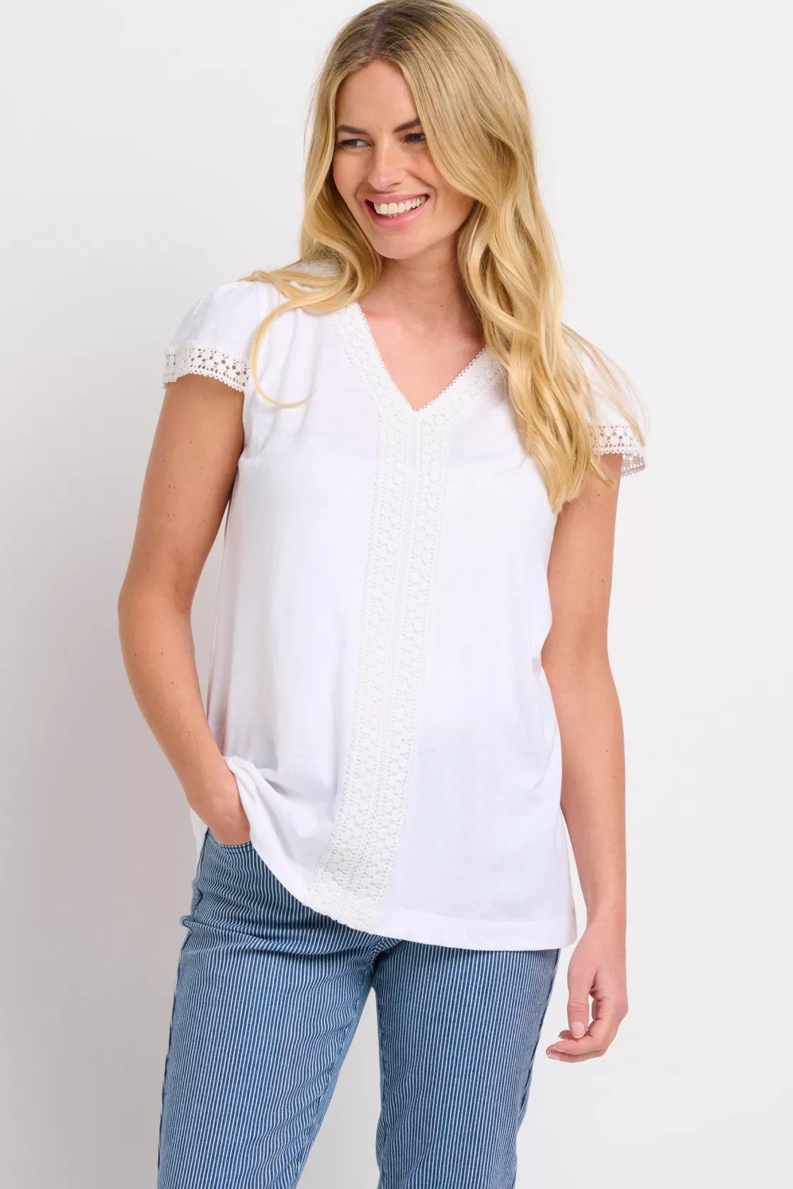 Tops, T-Shirts And Vests>Brakeburn Pearl Linen Tee White