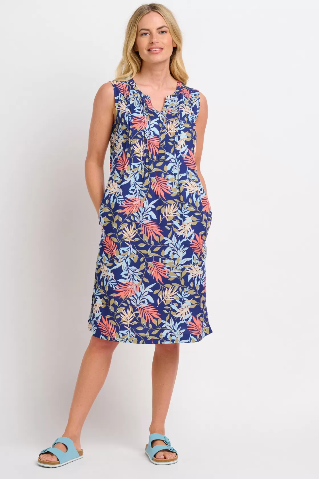 Dresses>Brakeburn Trailing Tropics Pintuck Dress Blue